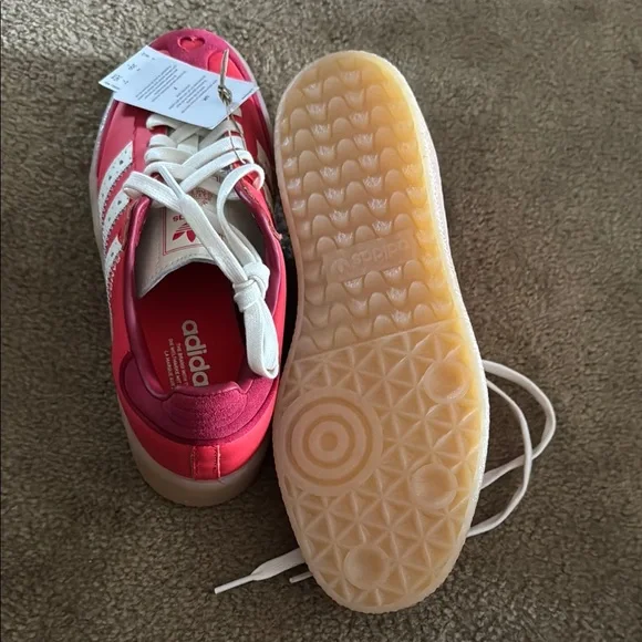 Adidas Samba Red and White Sneakers - Picture 4 of 4